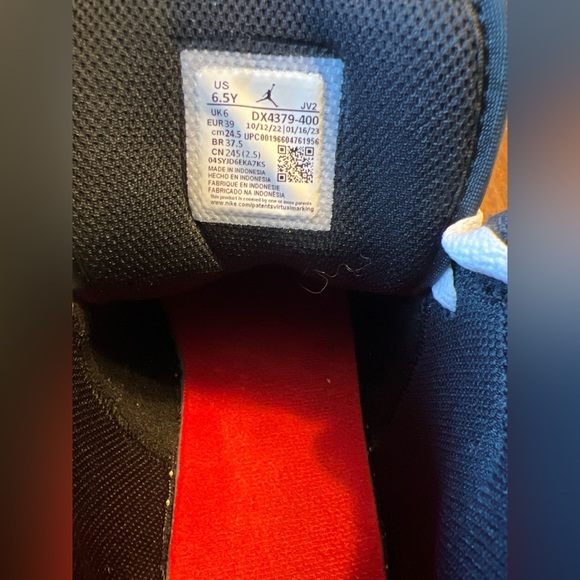 Air Jordan 1 Mid SS skyline 6.5 - Picture 5 of 6